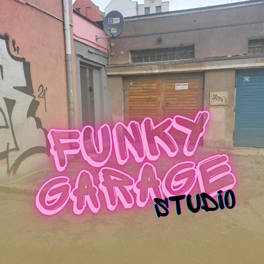 גדנסק Funky Garage Studio מראה חיצוני תמונה